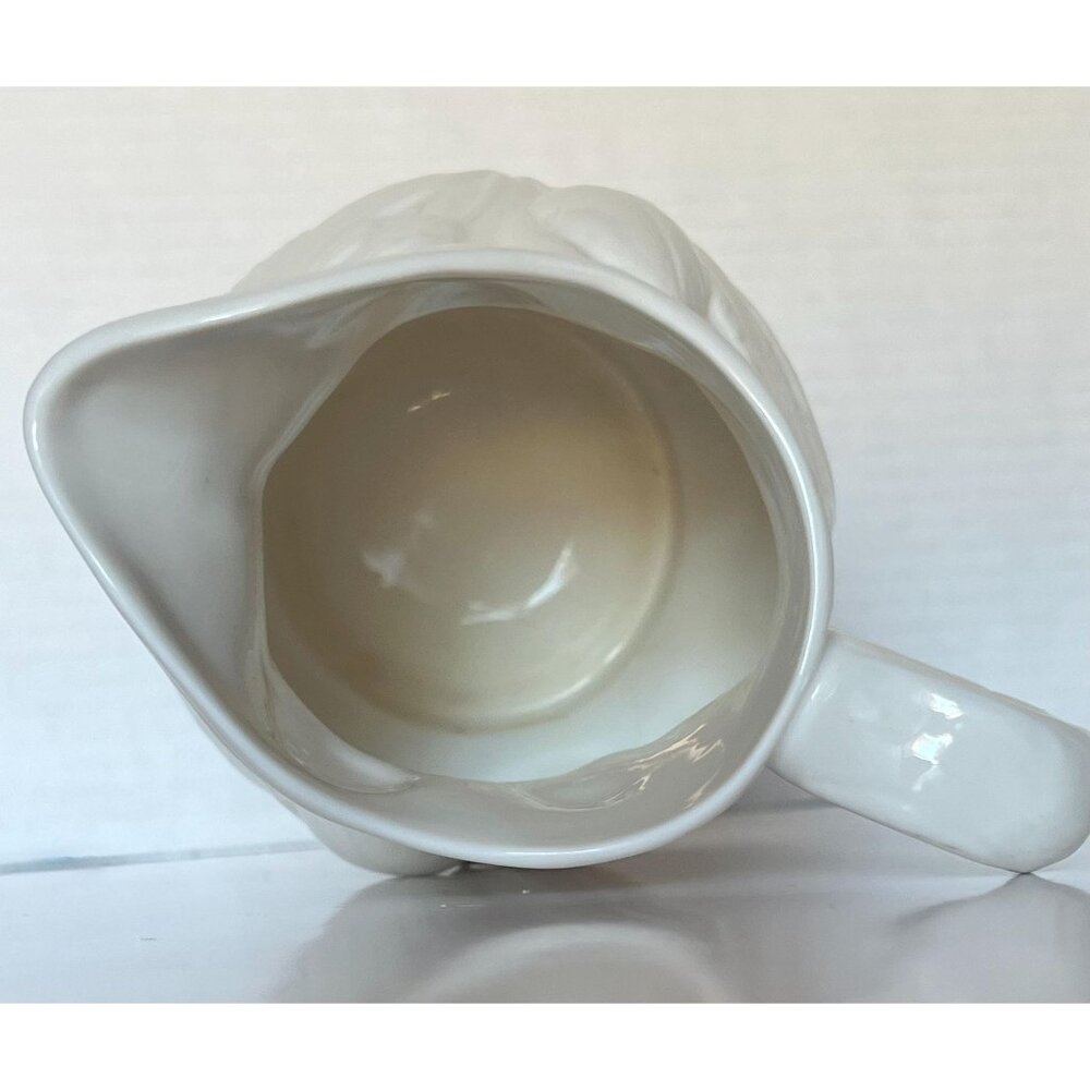 Vintage Bombay Company White Ceramic Pitcher Embossed Tulip Relief - Picture 4 of 6